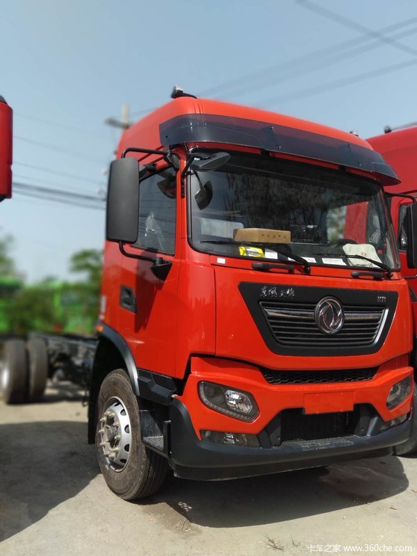 新车到店渭南市东风天锦kr载货车仅需174万元