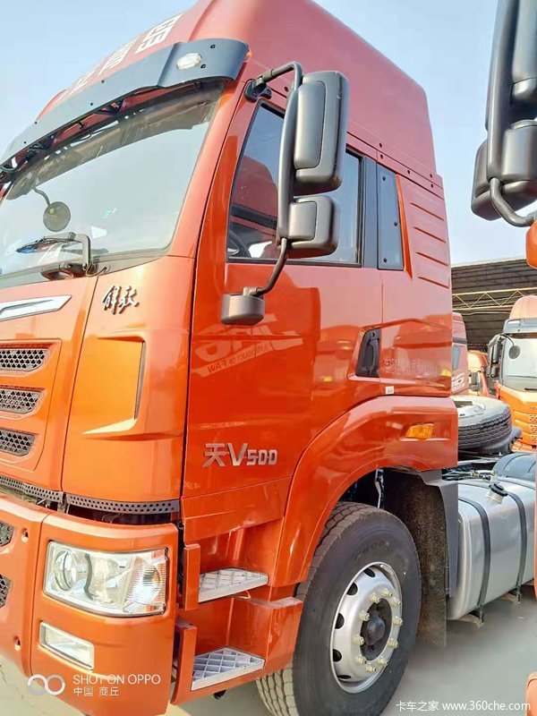 青岛解放天v牵引车享高达1万优惠