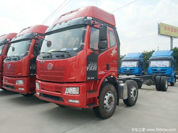 钜惠28000元:J6L高顶9.5米6缸240马6x2质惠版载货