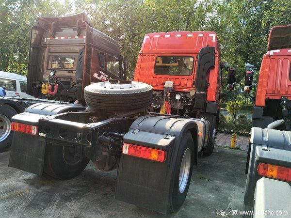 广鹏通悍V350牵引车促底价销中,让利高达1.08万,仅两台。