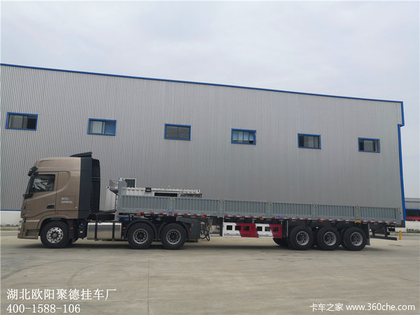恭喜河南周总 喜提13米轻型栏板半挂车