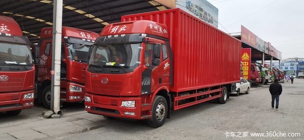 4×2极限大单桥J6L220马力快递专用车可做10米厢17.8万