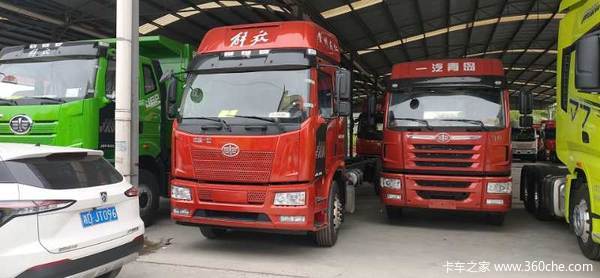 4×2极限大单桥J6L220马力快递专用车可做10米厢17.8万