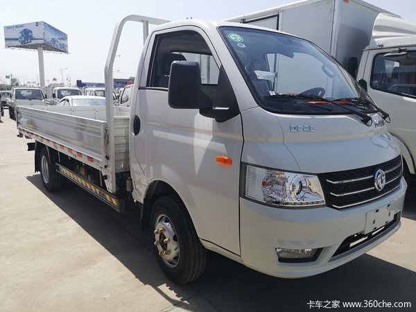 东风 小霸王W17 柴油车型微卡现已到店，欢迎选购