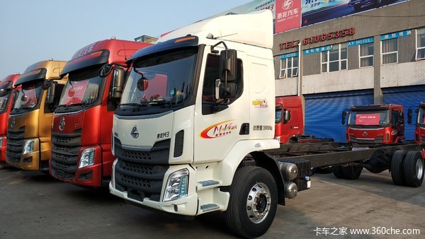 购乘龙6米2载货车 享高达0.3万优惠