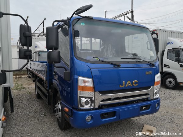 康明斯3.8排量,141马力4米2整车新推特价车,活动空前欢迎