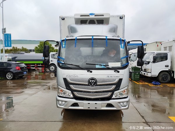 福田欧马可国六131马力4.2米冷藏车
