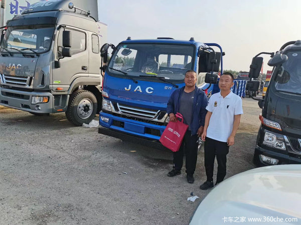 恭祝武先生喜提爱车，德威D30-156马力自卸