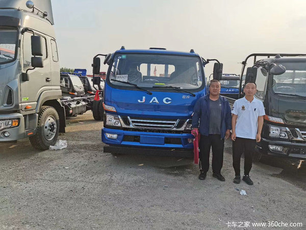 恭祝武先生喜提爱车，德威D30-156马力自卸