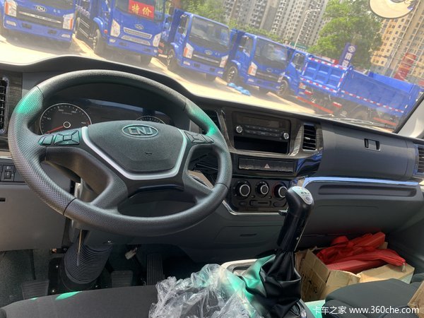 优惠8000,钦州南骏瑞捷轻卡170马力10档底盘车