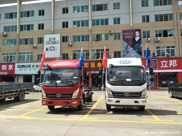 优惠8000,钦州南骏瑞捷轻卡170马力10档底盘车