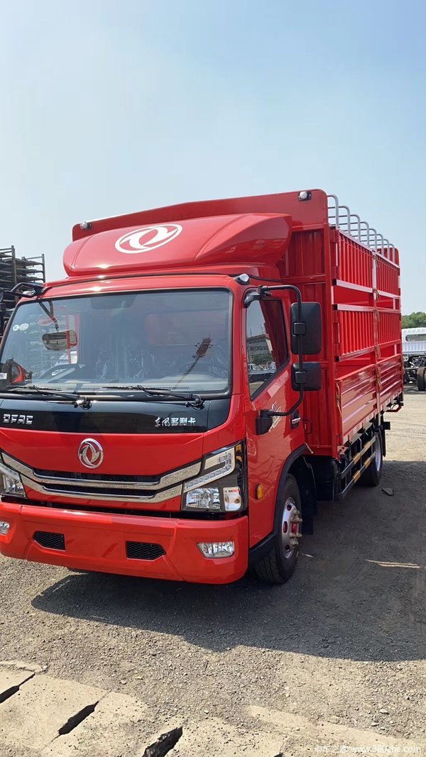 东风多利卡城市物流配送专家采用玉柴发动机跟万里扬变速箱