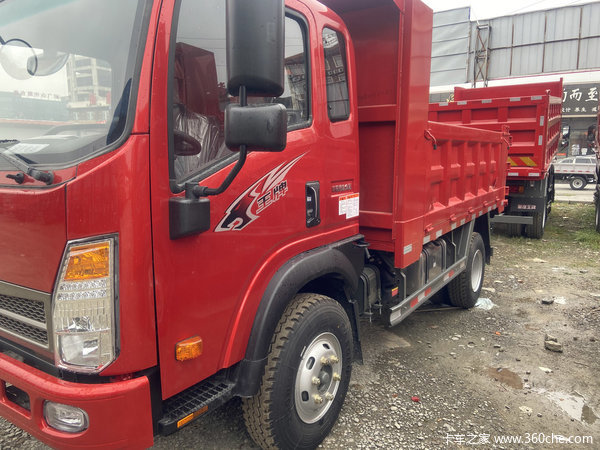 贵阳王牌腾狮4100大底盘暑期优惠0.99万元!