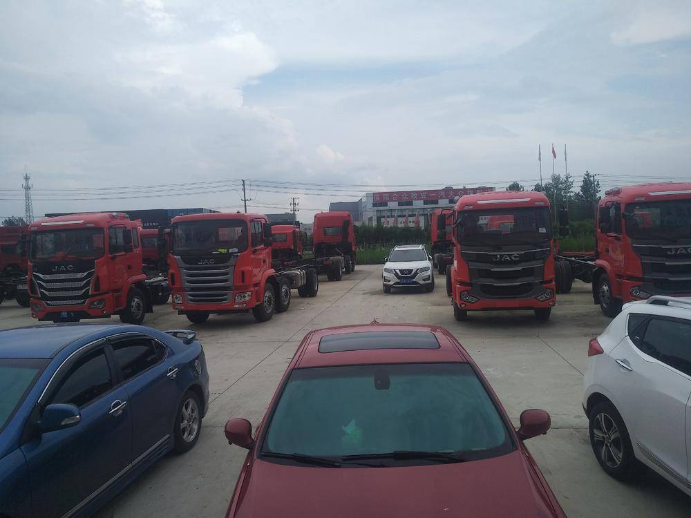 �����п�˧�������۷������޹�˾