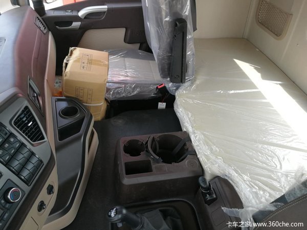 JH6-290前四后四载货车已到院,欢迎进店品鉴!