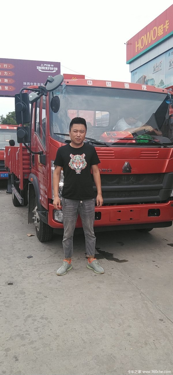 ��ϲ������l�ϰ壬 ϲ�ặ����ж��һ̨��