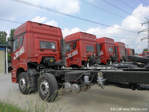 JH6-290前四后四载货车已到院,欢迎进店品鉴!