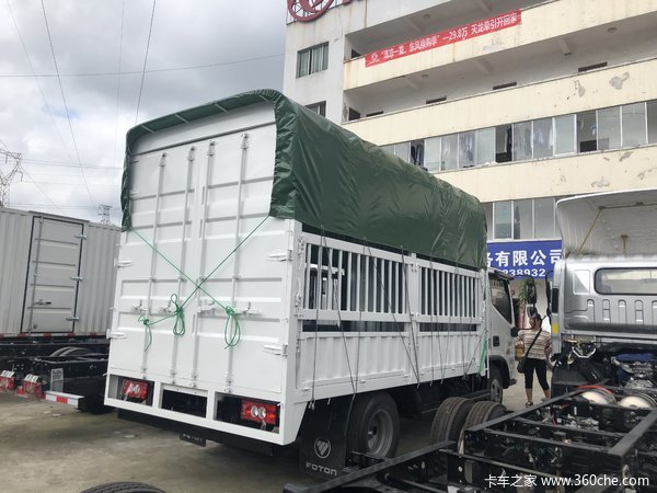 恭喜王老板提车大吉,马达一响黄金万两,车门一关一路平安。