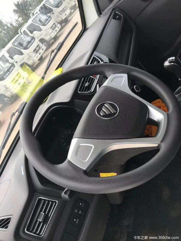 ����С��գ��γ�����ʻ���ܣ�����3600?1700?400