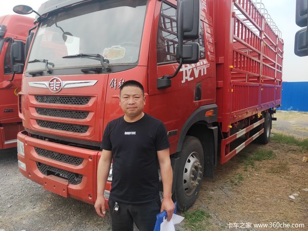 恭喜开封祥顺运输公司 喜提龙VH载货车