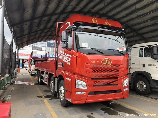 青岛解放 JH6 8*4 锡柴CA6DM2-46E52 顺利交车