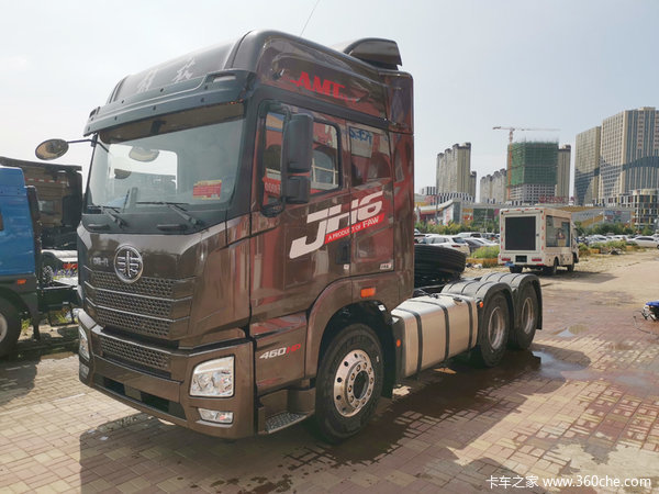 解放jh6460马力自动挡牵引车新车到店