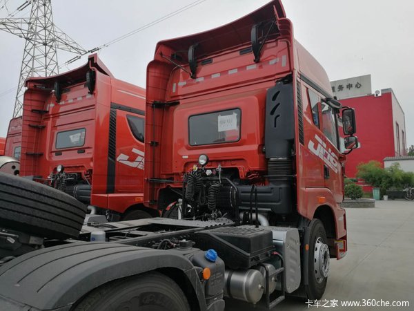 JH6卓越版2.0|内饰升级更温馨,长途运输更舒适!