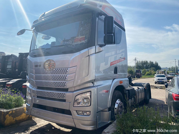 新到解放jh6460马力自动挡单桥牵引车