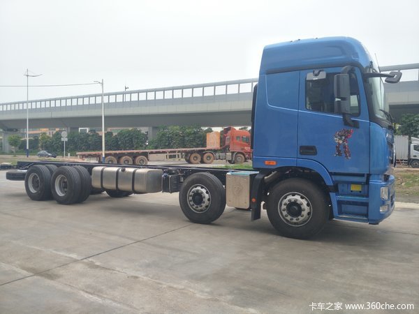 欧曼GTL400马力8x4质享版载货车，现已到店，预约试驾有惊喜