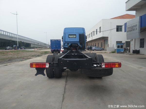 欧曼GTL400马力8x4质享版载货车，现已到店，预约试驾有惊喜