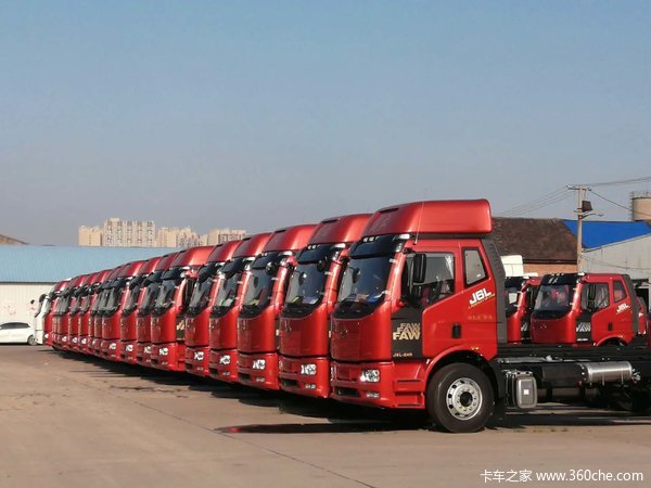 解放J6L载货车西安市火热促销中 让利高达0.3万