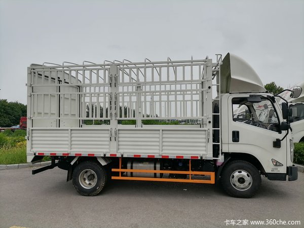 国六江铃凯运蓝鲸高栏车型箱内245米152马力