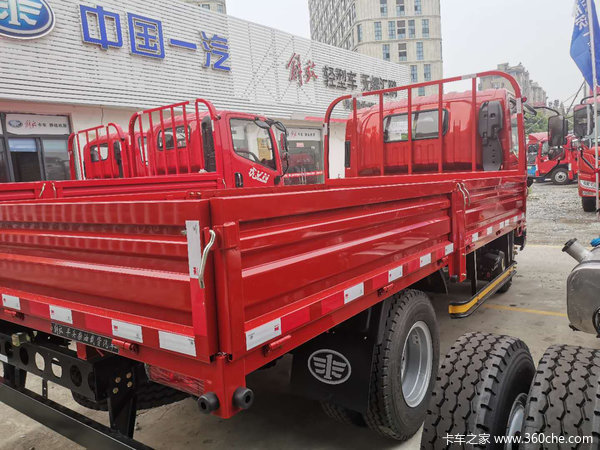 解放轻卡高端车型——领途荣耀上市 欢迎到店垂询