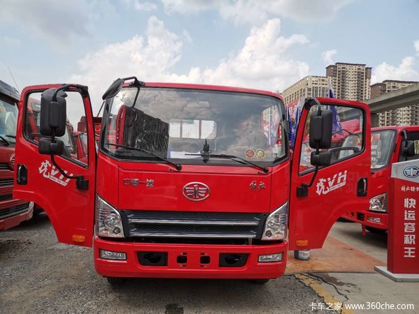 解放虎V载货车4.8米排半新车到店 欢迎垂询