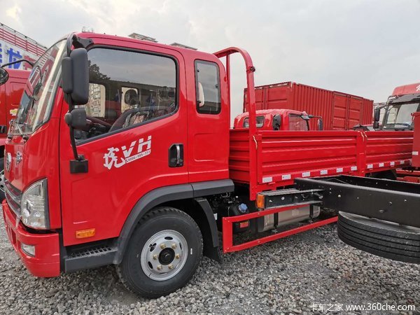 解放虎V载货车4.8米排半新车到店 欢迎垂询