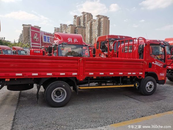 今日推荐 解放轻卡J6F5.2米载货车 五万公里长换油