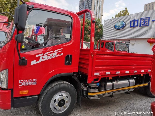 今日推荐 解放轻卡J6F5.2米载货车 五万公里长换油