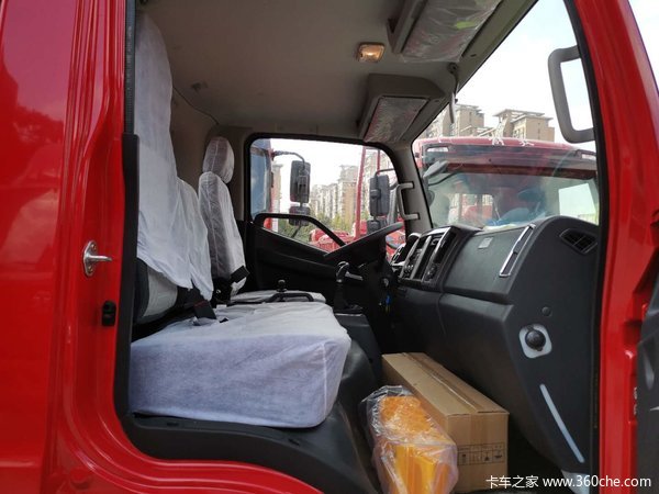 今日推荐 解放轻卡J6F5.2米载货车 五万公里长换油