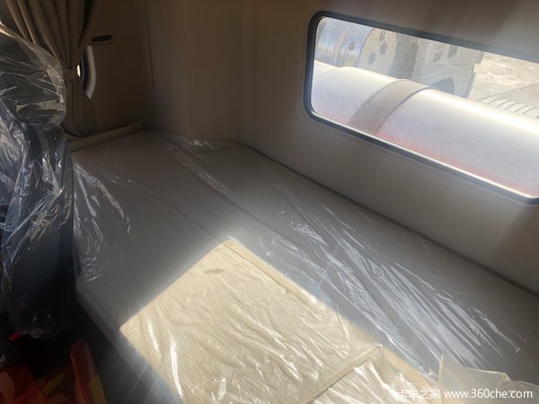 德龙X5000牵引车新车上市 欢迎到店垂询