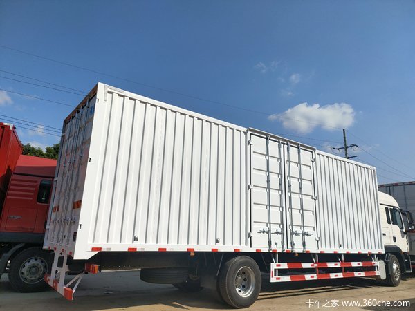 仅售18.8万上海福鸿重汽豪沃载货车 新车到店