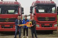 陕汽康明斯M3000 轻量化440马力牵引车特惠促销