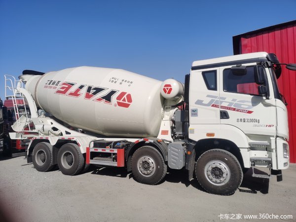 青岛解放jh6320马力搅拌罐到车了欢迎各位老板垂询