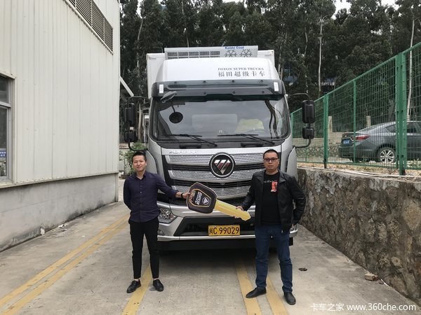 泉州闽捷交车仪式——1台欧航R系(欧马可S5)冷藏车成功交付客户
