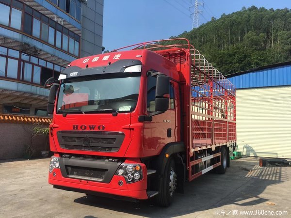 6米8中国重汽豪沃TX载货车优惠高达2万元