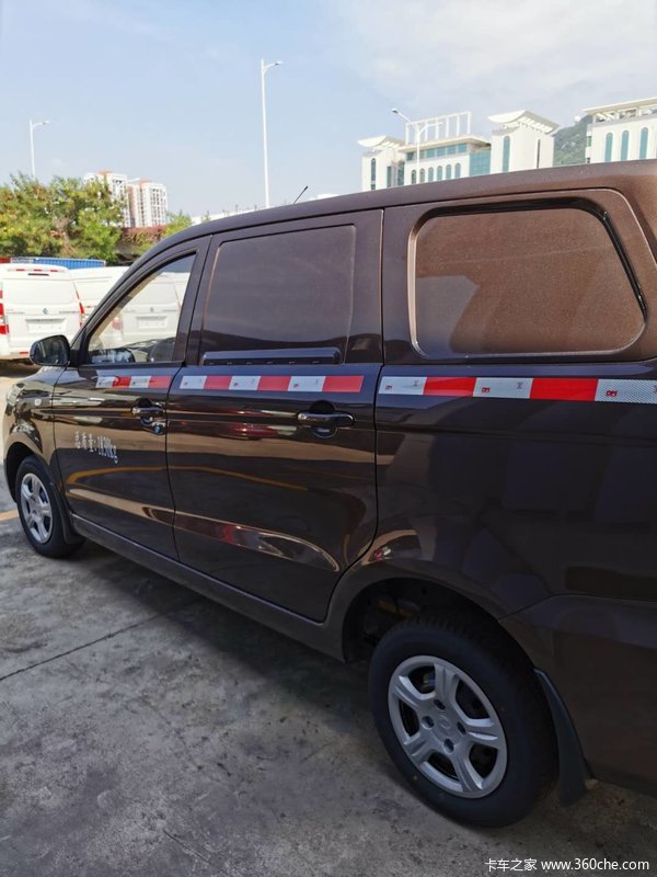 东风小康 风光330S 2019款 精典型 116马力 1.5L