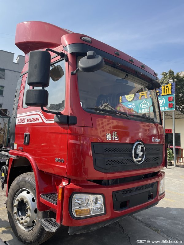 德龙l3000载货车限时促销中优惠05万