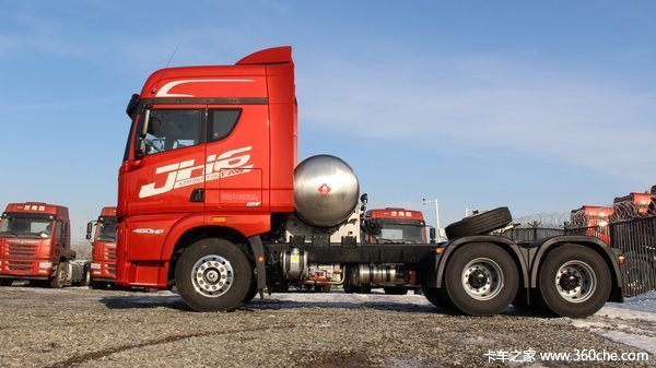 解放JH6牵引车限时促销中 优惠1万