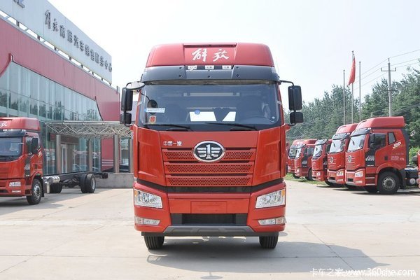 年终惠享季 解放送豪礼购解放 460领航版载货车优惠0.8万元