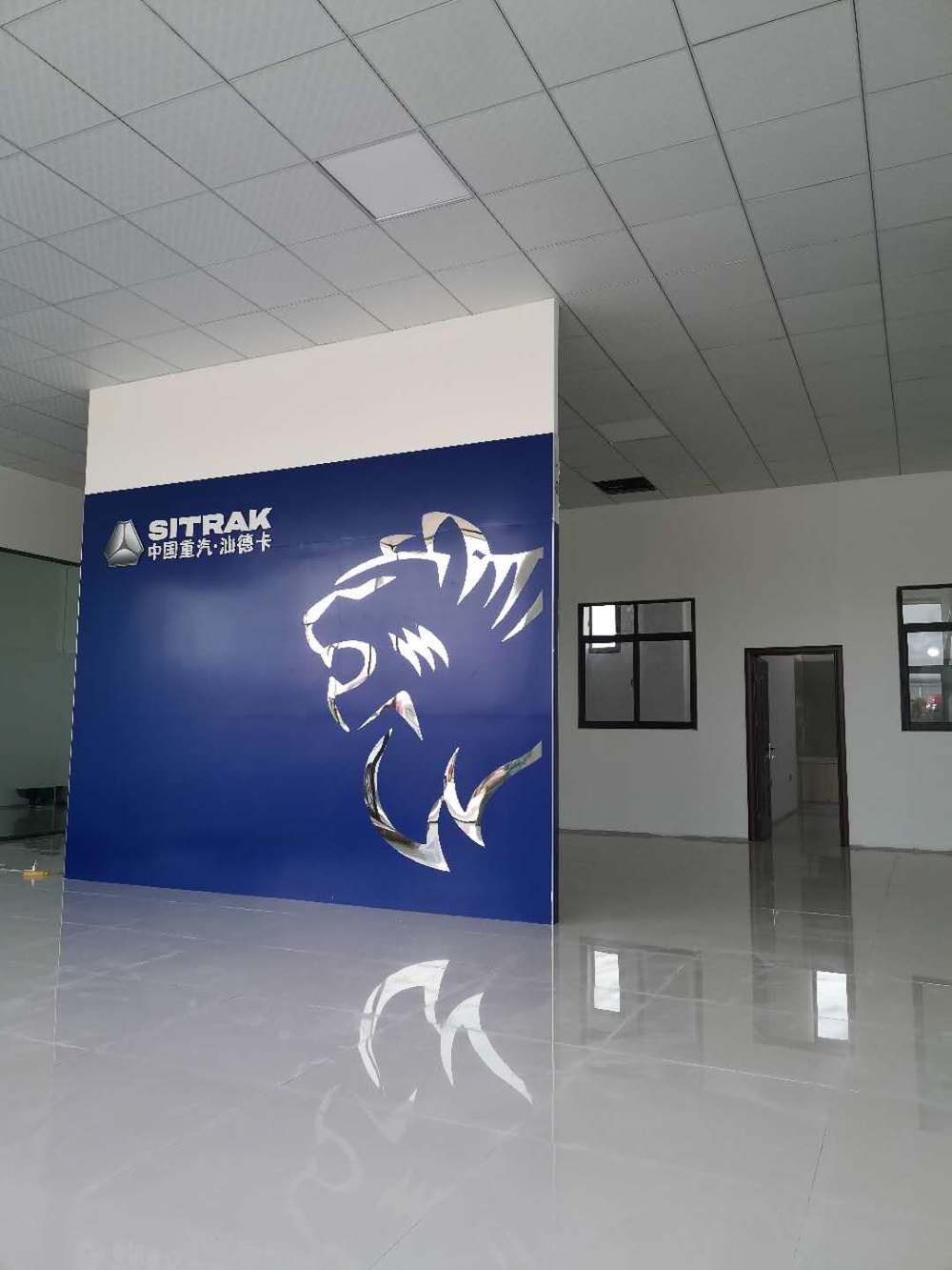 פ������Ԫ���������۷������޹�˾