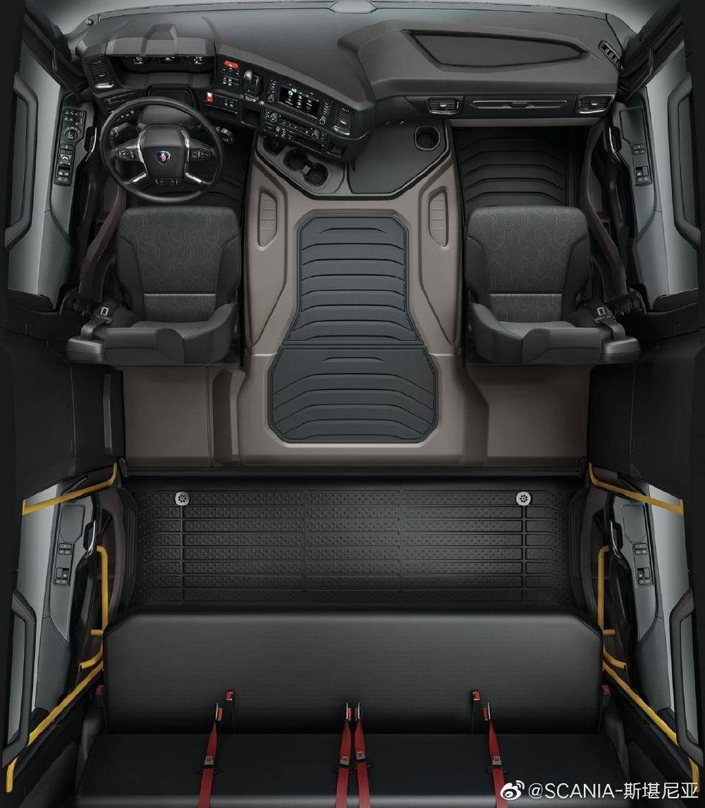 �ٵ����������۷������޹�˾��˹�����ǣ�